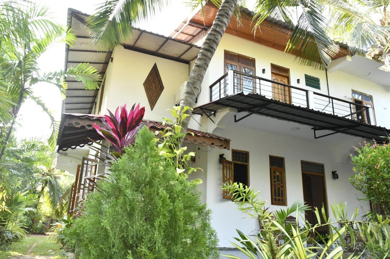 Pearl Bungalow Trincomalee Exterior foto