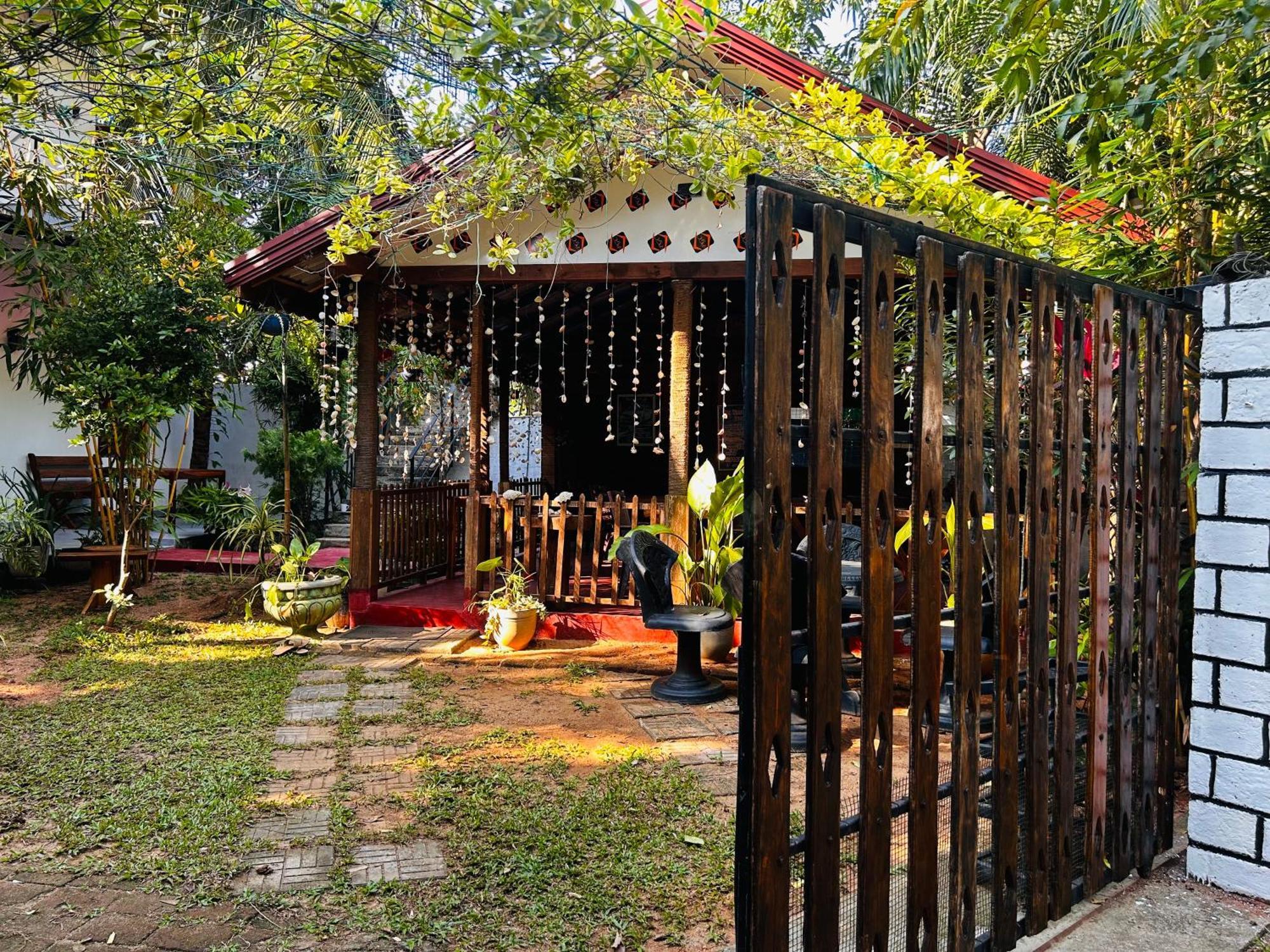 Pearl Bungalow Trincomalee Exterior foto