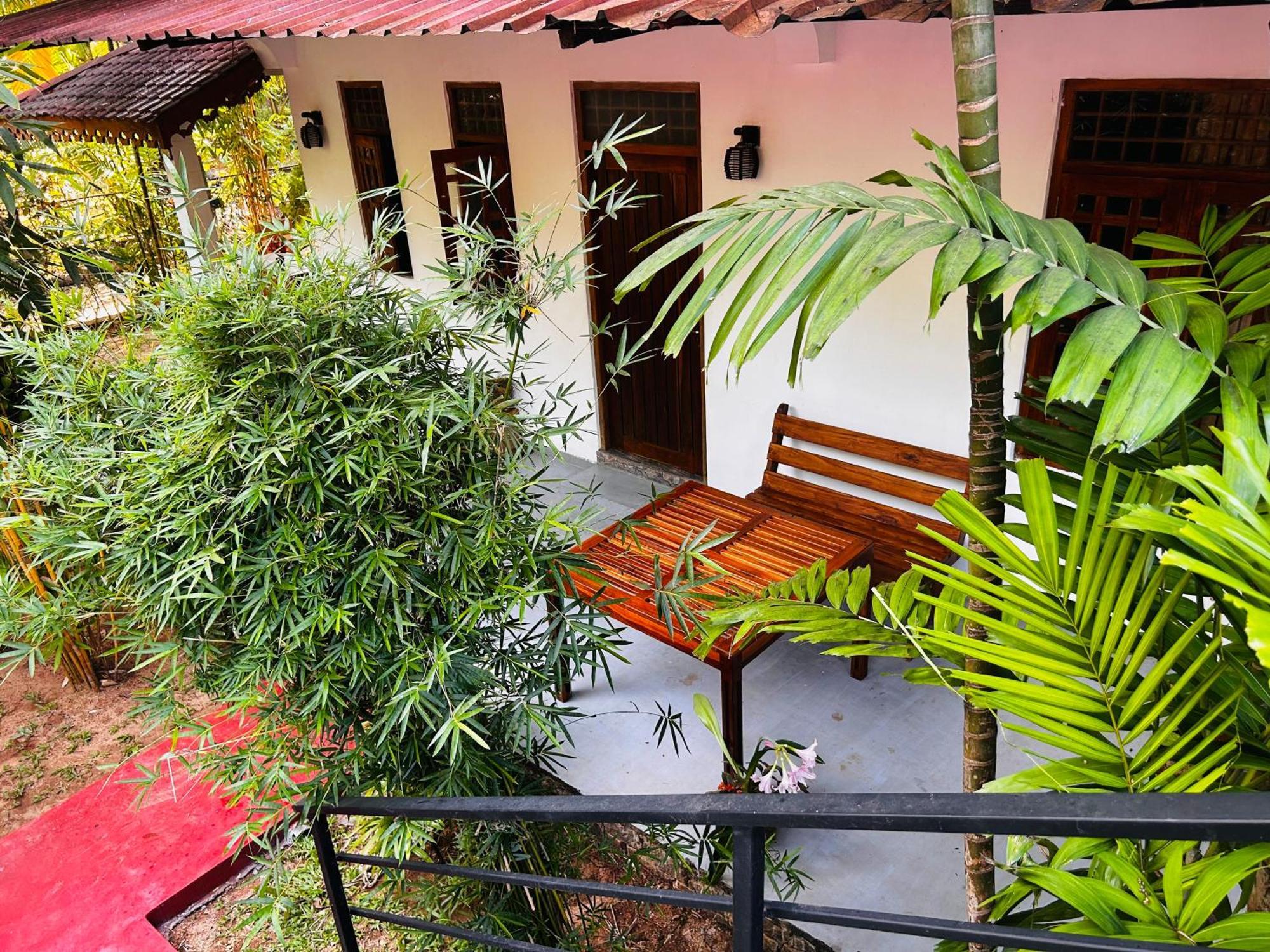 Pearl Bungalow Trincomalee Exterior foto